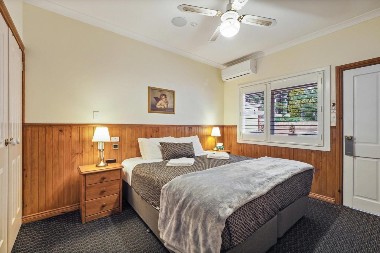 Forest Lodge Resort Pemberton Extérieur photo